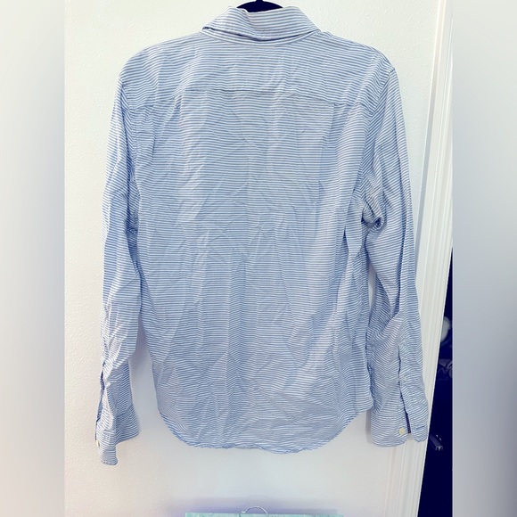 Abercrombie & Fitch Men Blue Striped Button Up with Front Pocket Shirt - Picture 4 of 4